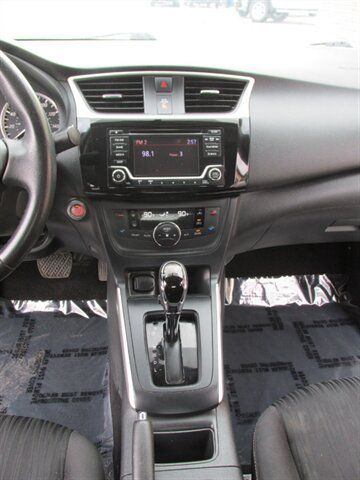 Used 2018 Nissan Sentra SV FWD image 25