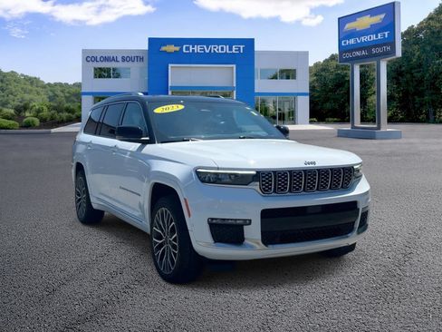 Used 2023 Jeep Grand Cherokee L Summit AWD/4WD image 8
