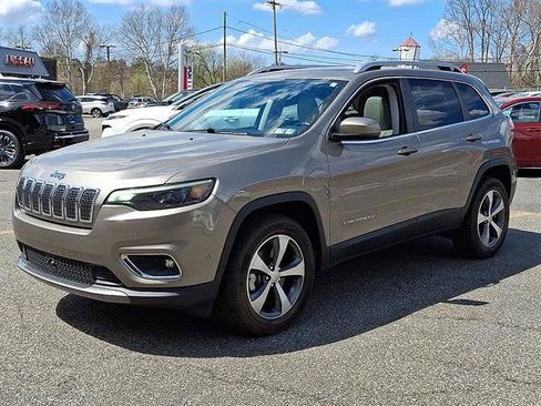 Used 2021 Jeep Cherokee Limited AWD/4WD image 4