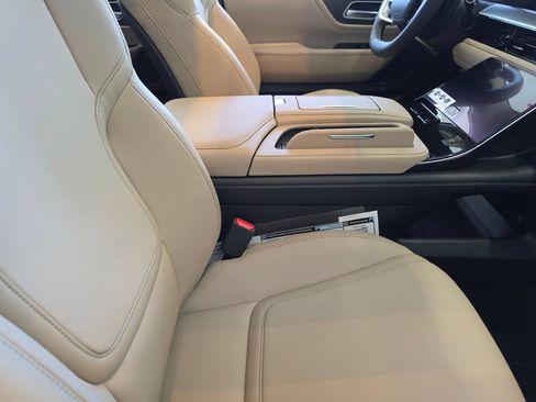 Used 2026 INFINITI QX80 Pure AWD/4WD image 29