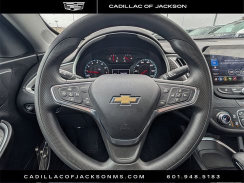 Used 2024 Chevrolet Malibu LT image 9