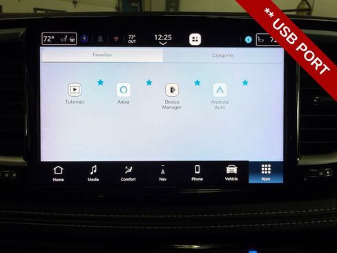 Used 2023 Chrysler Pacifica Touring-L w/ Uconnect Theater Family Group AWD/4WD image 27