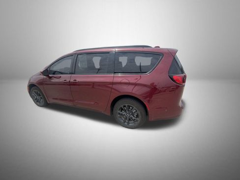 Used 2020 Chrysler Pacifica Touring-L w/ Advanced Safetytec Group AWD/4WD image 6