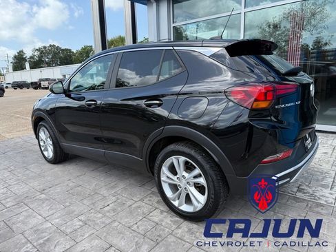 Used 2020 Buick Encore GX Preferred w/ Cold Weather Comfort Package FWD image 2