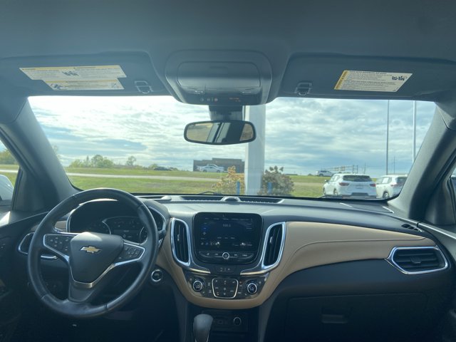 Used 2022 Chevrolet Equinox Premier AWD/4WD image 12