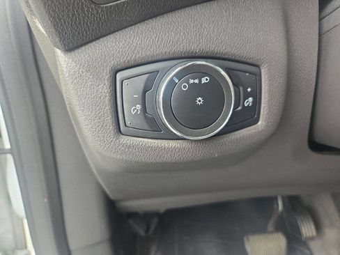 Used 2015 Ford Transit Connect XL image 8