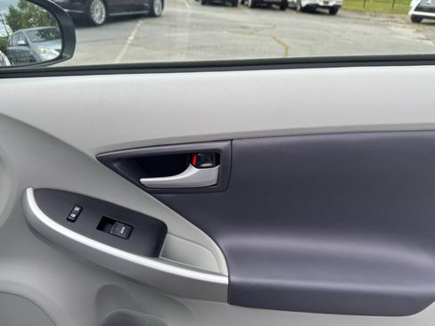 Used 2010 Toyota Prius Three image 26