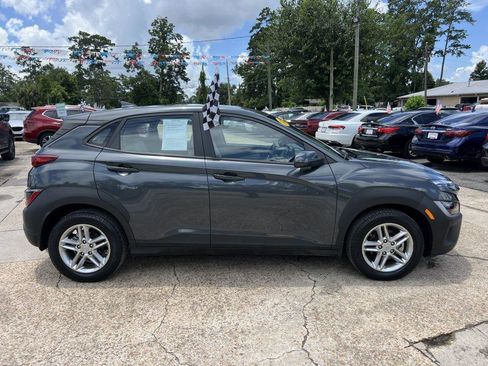 Used 2022 Hyundai Kona SE FWD image 4