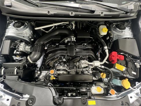 Used 2025 Subaru Crosstrek 2.0i Premium image 25