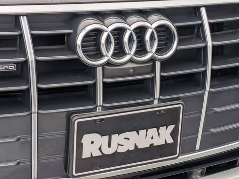 Used 2023 Audi Q5 2.0T Premium Plus w/ Premium Plus Package AWD/4WD image 25