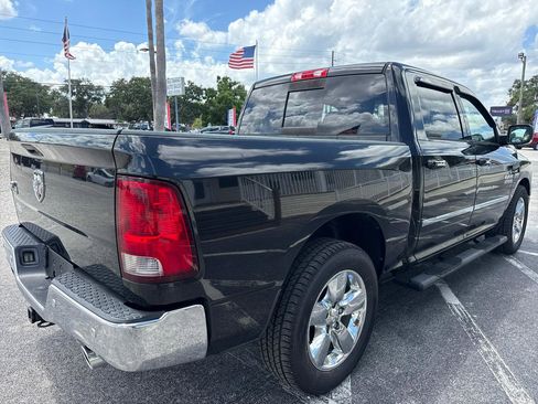 Used 2017 RAM 1500 Big Horn RWD image 5
