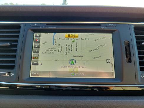 Used 2015 Kia Sedona SX image 34