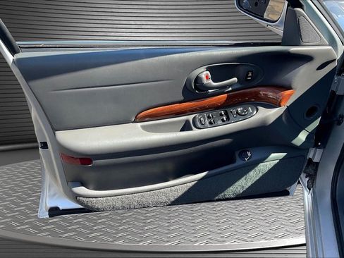 Used 2003 Buick Le Sabre Custom w/ Best Seller Package FWD image 17