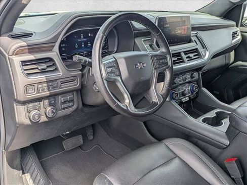 Used 2022 Chevrolet Tahoe Z71 w/ Z71 Off-Road Package AWD/4WD image 10