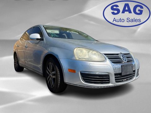 Used 2005 Volkswagen Jetta 2.5 image 2
