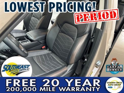 Used 2024 Nissan Pathfinder Platinum w/ Cargo Package image 9