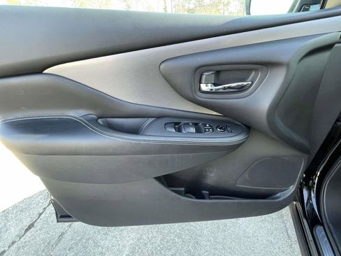 Used 2024 Nissan Murano SV image 15