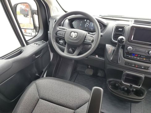 New 2025 RAM ProMaster 1500 w/ Quick Order Package 22G SLT image 8