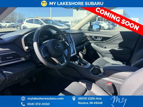 Used 2025 Subaru Outback Touring XT image 12