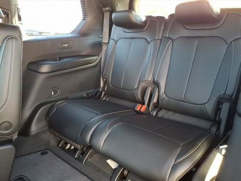 New 2025 Jeep Grand Cherokee L Limited image 18