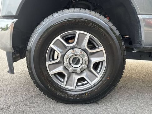 Used 2026 Ford F250 Lariat AWD/4WD image 10