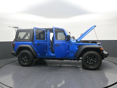 Used 2026 Jeep Wrangler Unlimited Sport AWD/4WD image 35