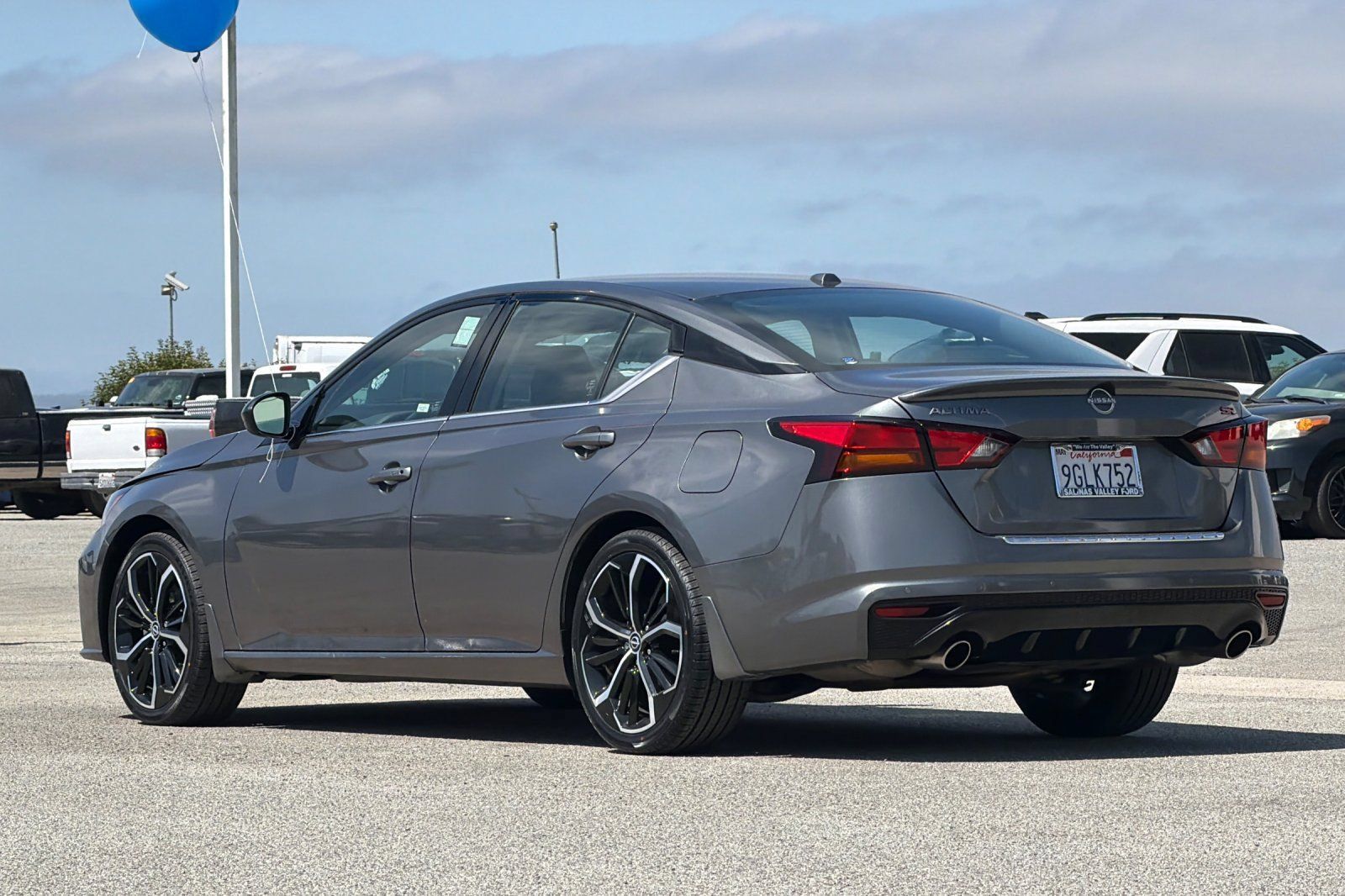 Used 2023 Nissan Altima 2.5 SR w/ SR Premium Package FWD image 6