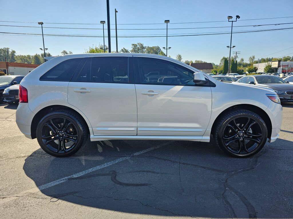 Used 2011 Ford Edge Sport w/ Driver Entry Pkg AWD/4WD image 6