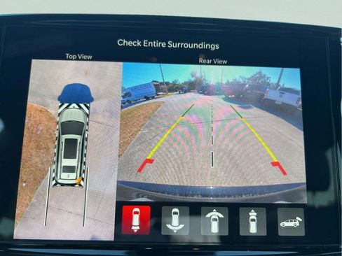 New 2026 Chrysler Pacifica Limited image 19