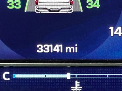 Used 2023 Chevrolet Silverado 1500 LT image 26