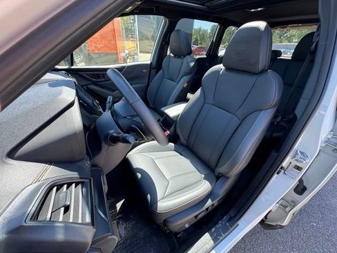 Used 2024 Subaru Forester Wilderness w/ Convenience Package AWD/4WD image 9