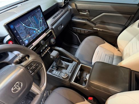 Used 2026 Toyota Tacoma TRD Sport image 33