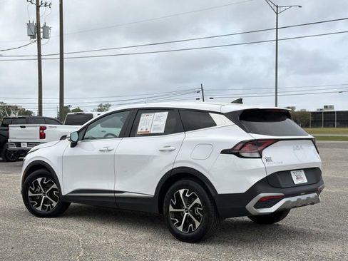 Used 2023 Kia Sportage EX image 10