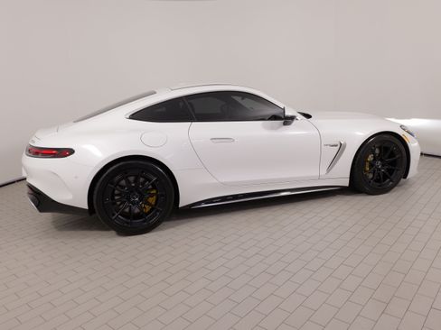Used 2025 Mercedes-Benz AMG GT 63 image 10