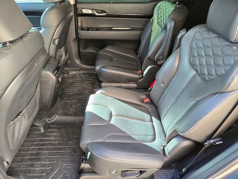 Used 2022 Hyundai Palisade Limited w/ Cargo Package image 7