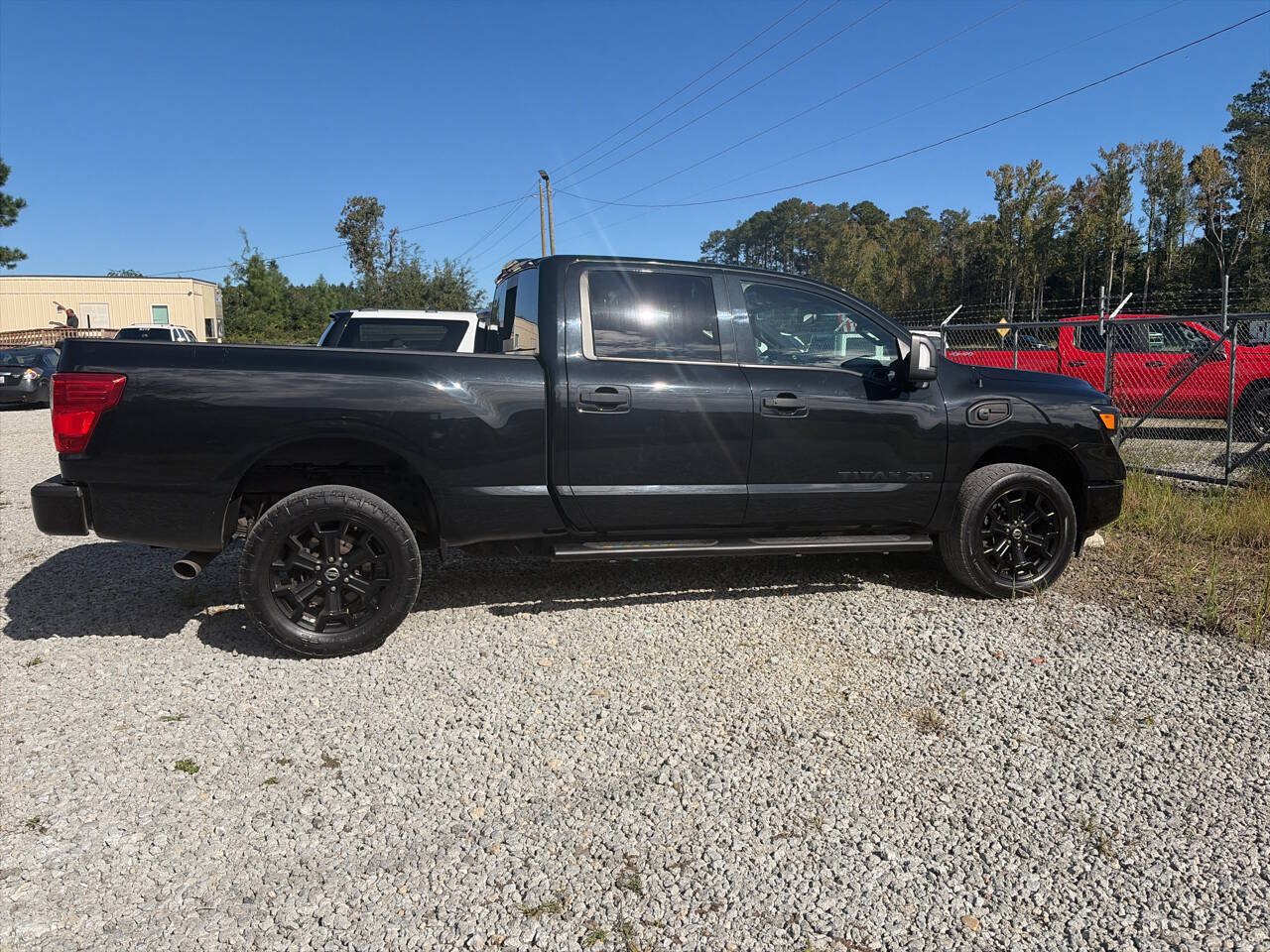 Used 2019 Nissan Titan SV w/ SV Convenience Package AWD/4WD image 1