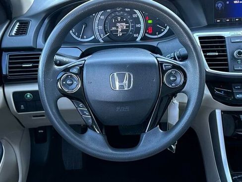 Used 2017 Honda Accord LX image 14