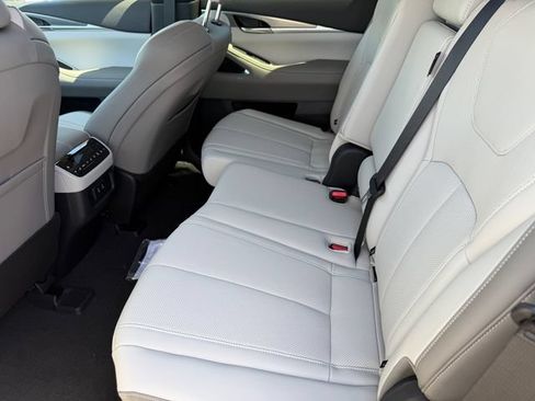 New 2027 INFINITI QX60 Luxe w/ Cargo Package FWD image 11