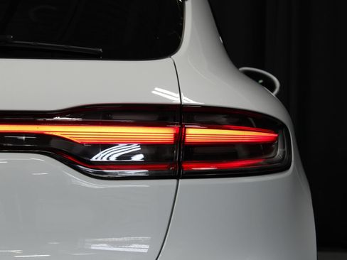 New 2026 Porsche Macan S AWD/4WD image 21