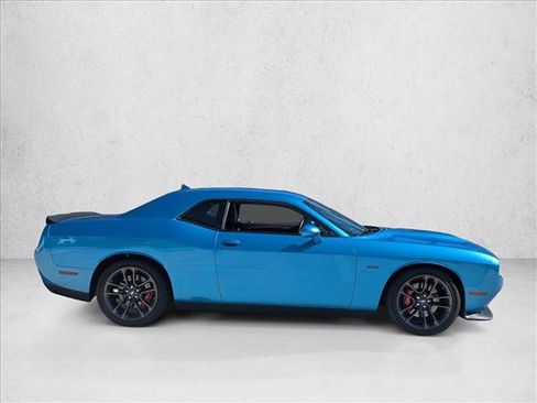 Used 2023 Dodge Challenger R/T w/ Plus Package image 4