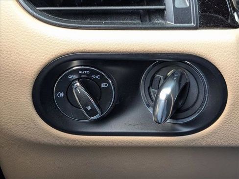 Used 2019 Porsche Macan S image 11