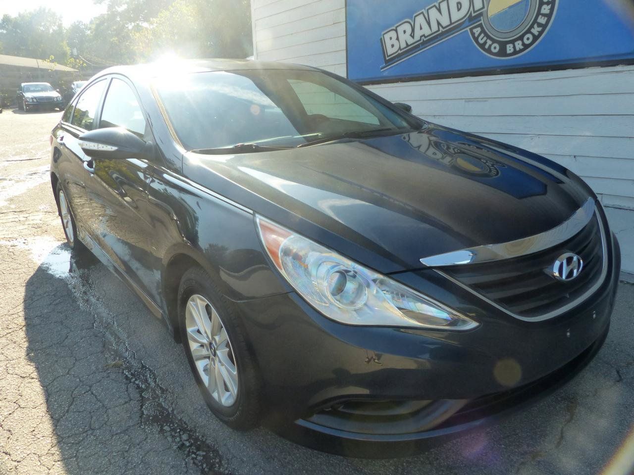 Used 2014 Hyundai Sonata GLS w/ Popular Equipment Group 2 FWD image 4