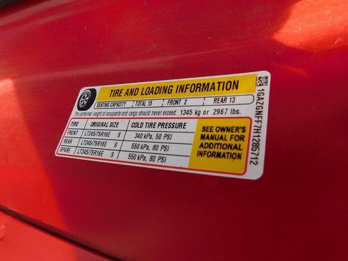 Used 2017 Chevrolet Express 3500 LS RWD image 19