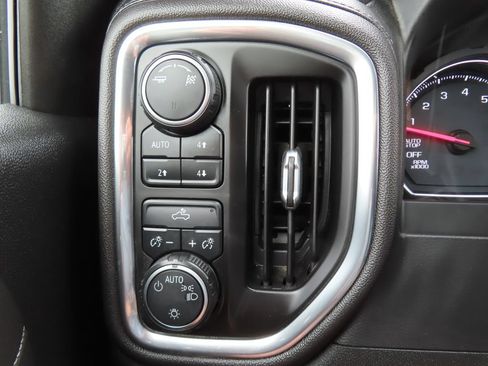 Used 2019 Chevrolet Silverado 1500 LT w/ All-Star Edition AWD/4WD image 9
