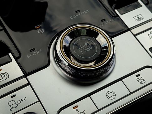 New 2026 Bentley Flying Spur Plug-In Hybrid AWD/4WD image 29