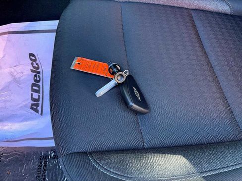 Used 2024 Chevrolet Silverado 1500 Custom Trail Boss image 10