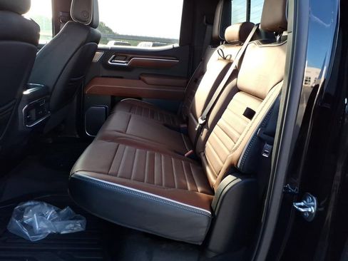 Used 2026 GMC Sierra 1500 Denali Ultimate AWD/4WD image 10