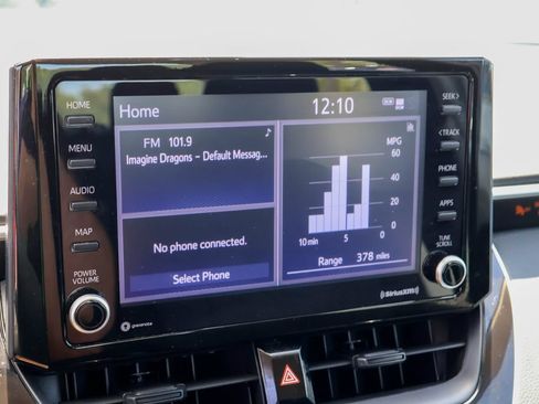 Used 2022 Toyota Corolla LE FWD image 6