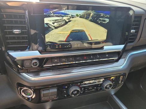 New 2026 Chevrolet Silverado 1500 LTZ w/ LTZ Premium Texas Edition AWD/4WD image 15