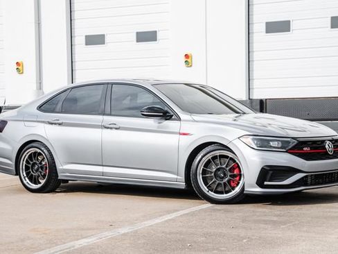 Used 2020 Volkswagen Jetta GLI Autobahn image 39